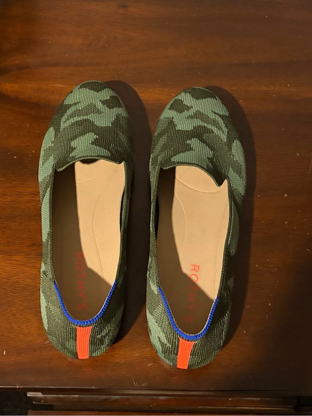Brand new never worn Rothy's Camo daily loafer Flats in Green